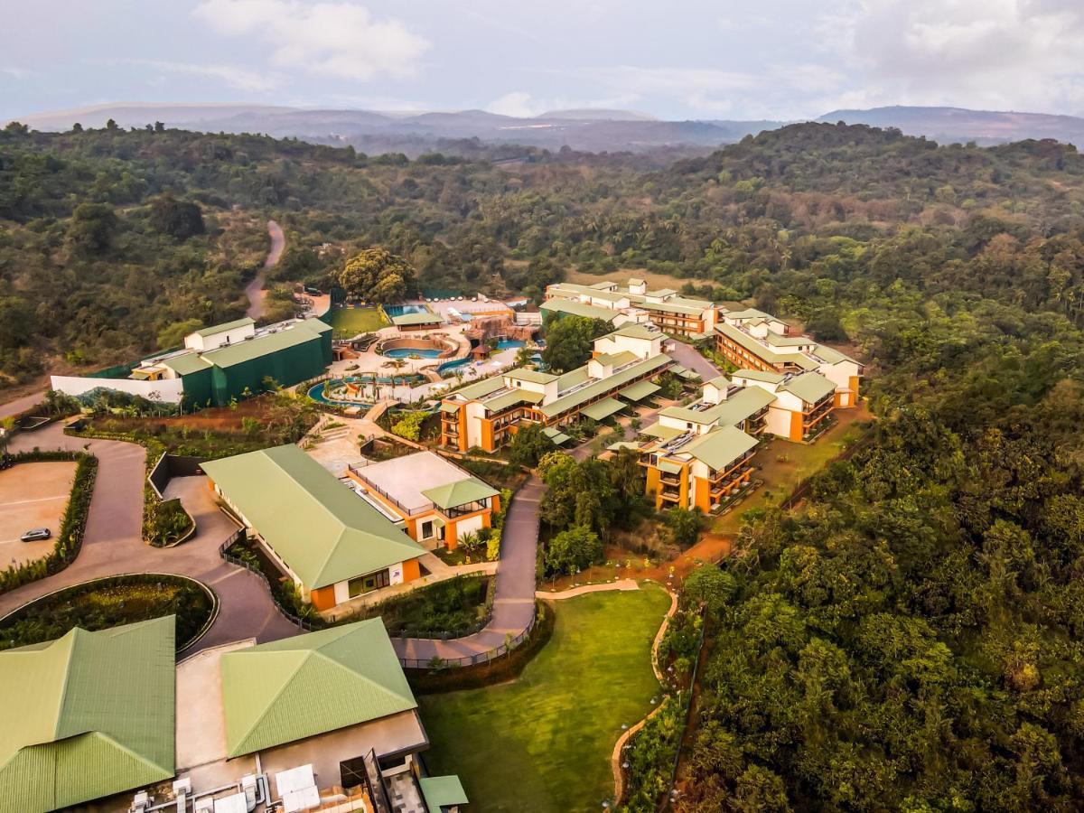 Hotel Club Mahindra Assonora Exterior foto